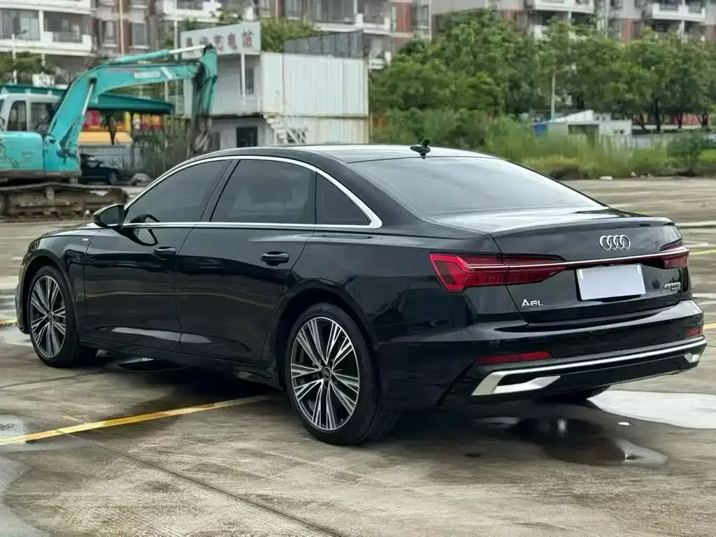 Audi A6L — фото 6