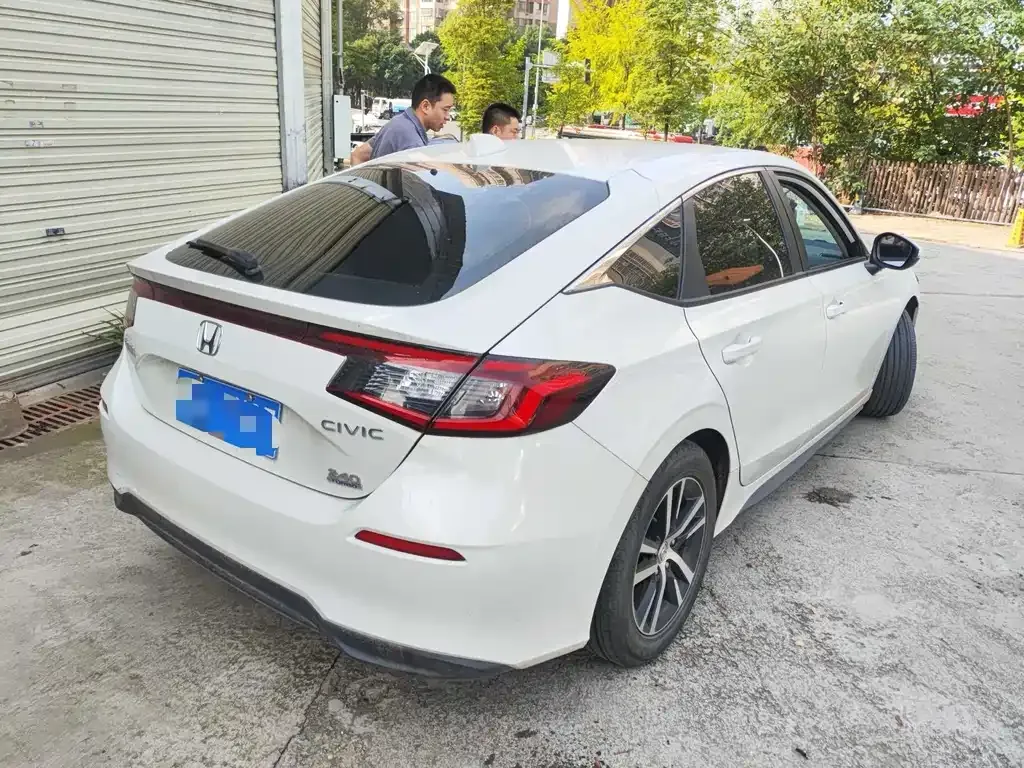 Honda Civic — фото 7