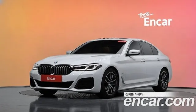 BMW 5-Series — фото 1