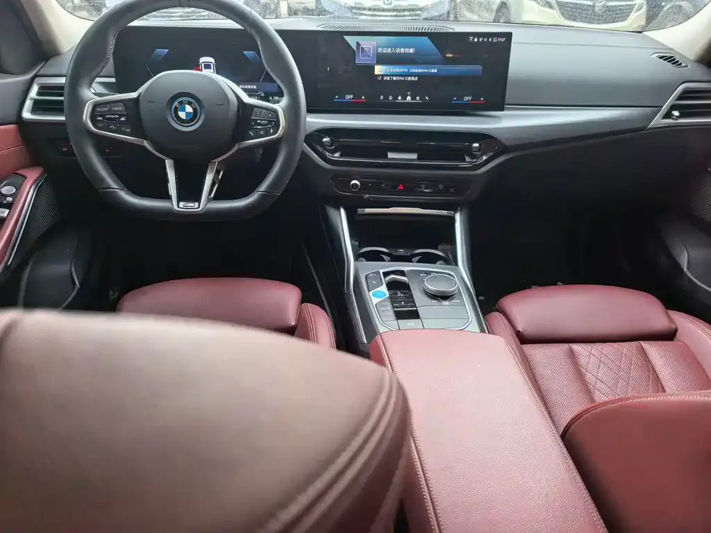 BMW i3 — фото 7