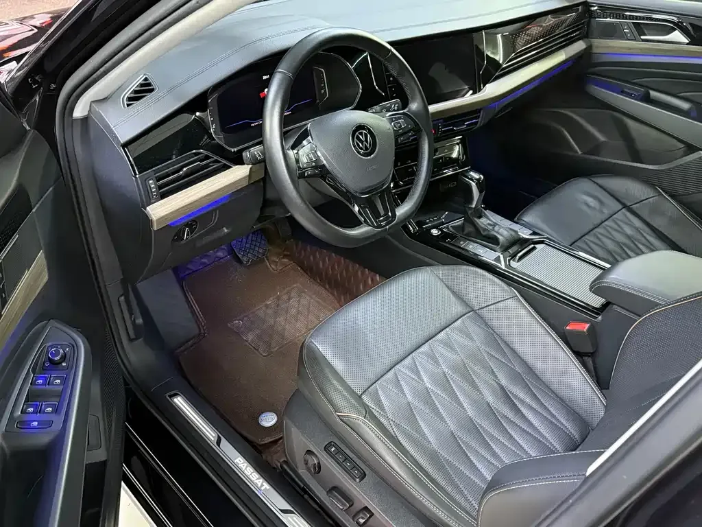 Volkswagen Passat — фото 7