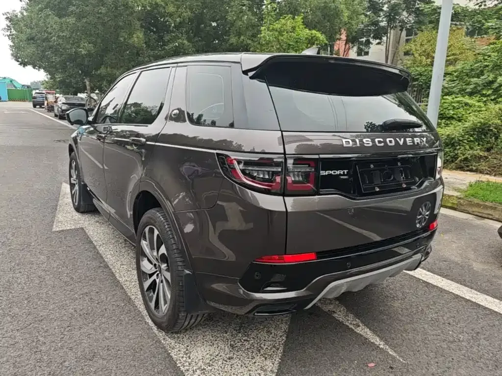 Land Rover Discovery Sport — фото 10