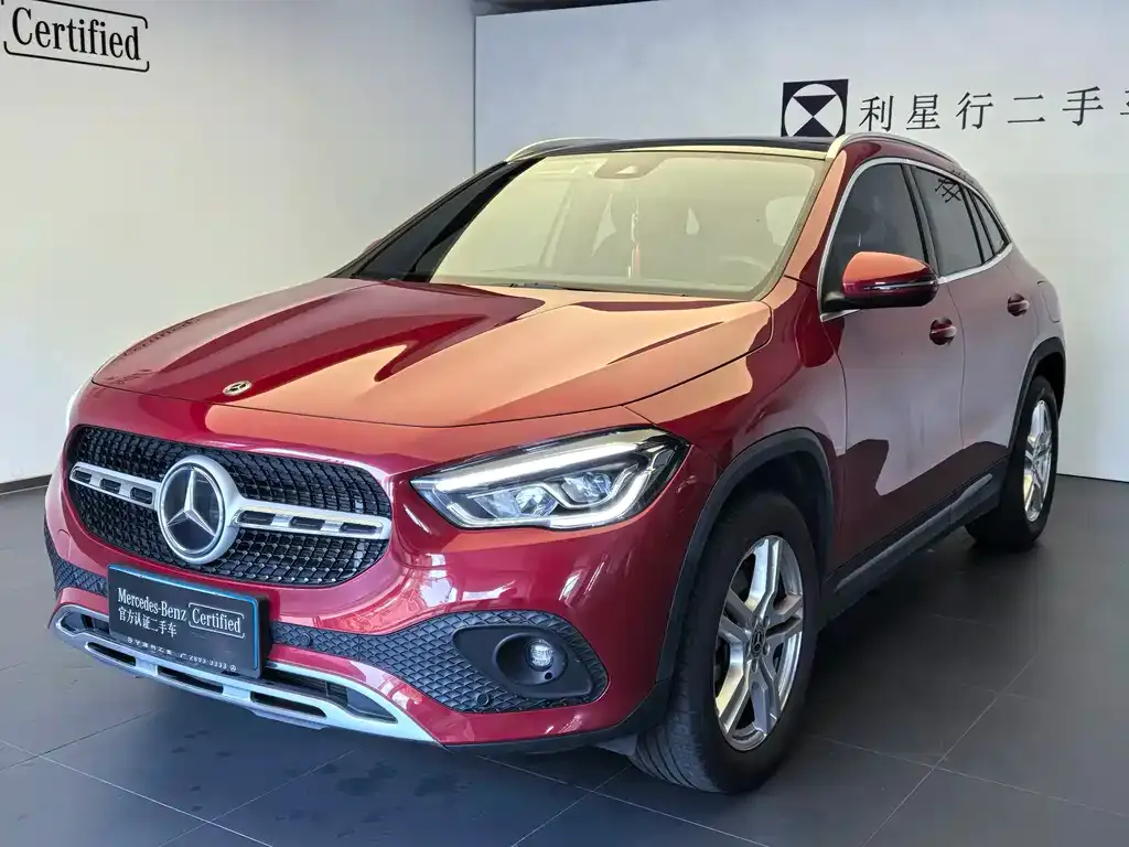 Mercedes-Benz GLA — фото 1