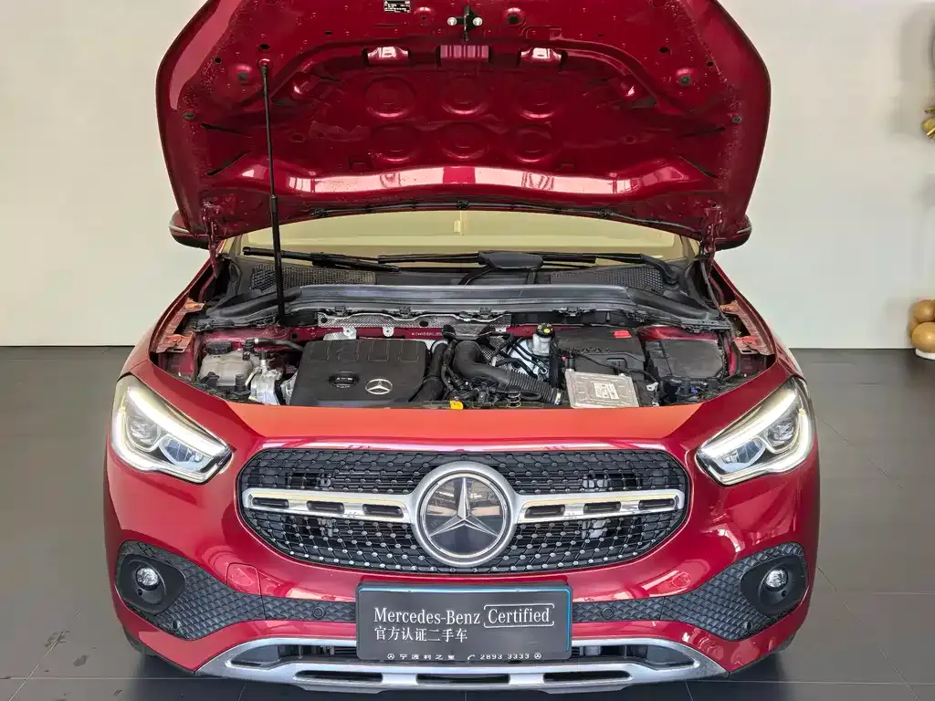 Mercedes-Benz GLA — фото 6