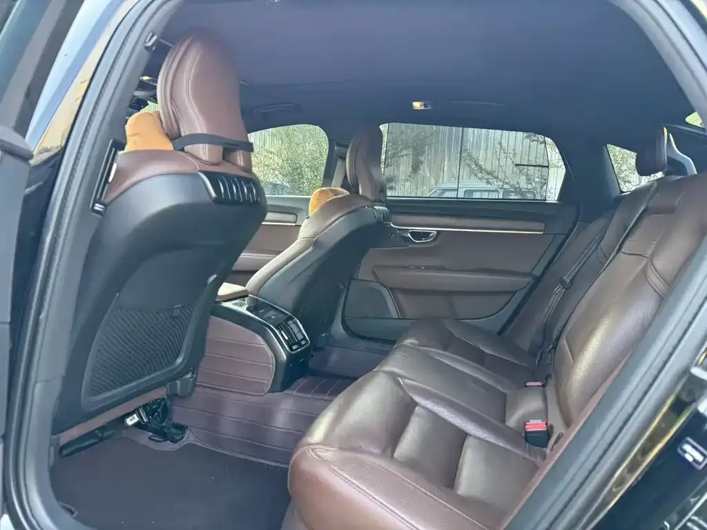 Volvo S90 — фото 2