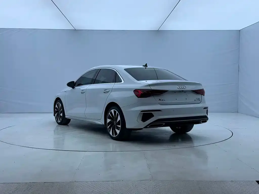 Audi A3 — фото 10