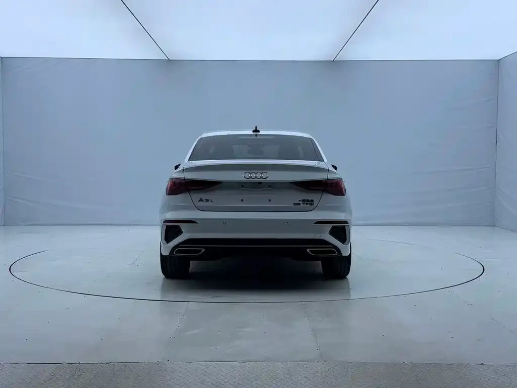 Audi A3 — фото 3