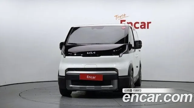 Kia PV5 — фото 3
