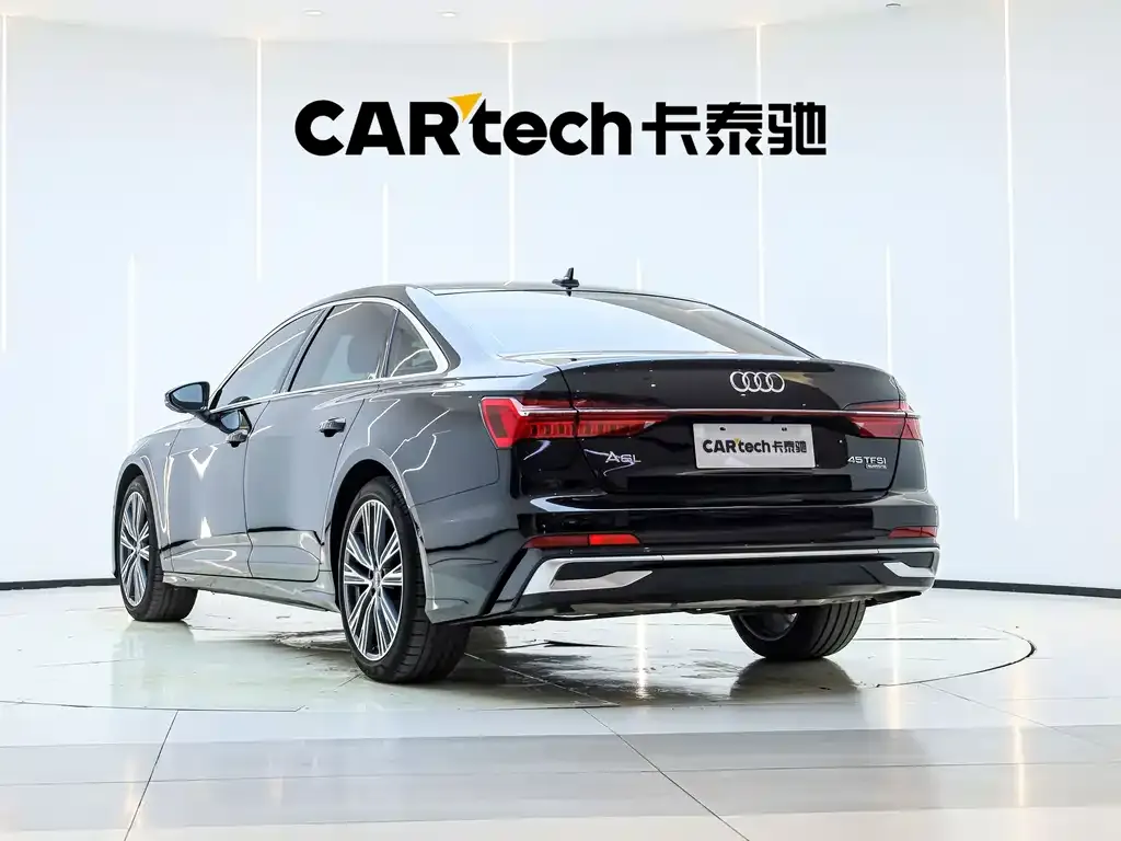 Audi A6L — фото 10