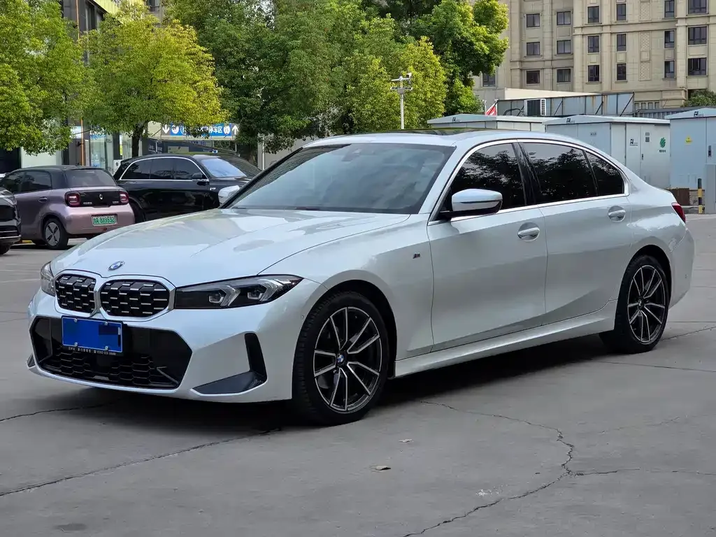 BMW 3 Series — фото 1