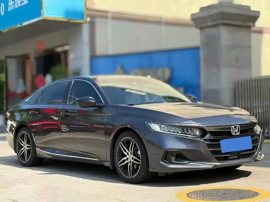 Honda Accord — фото 3