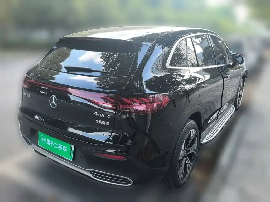 Mercedes-Benz EQE SUV — фото 5