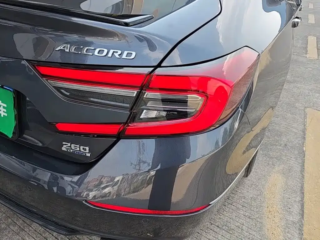 Honda Accord — фото 5