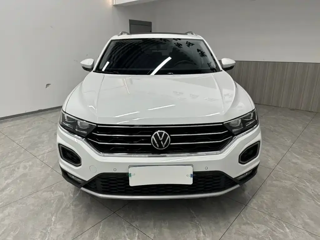 Volkswagen T-Roc — фото 6