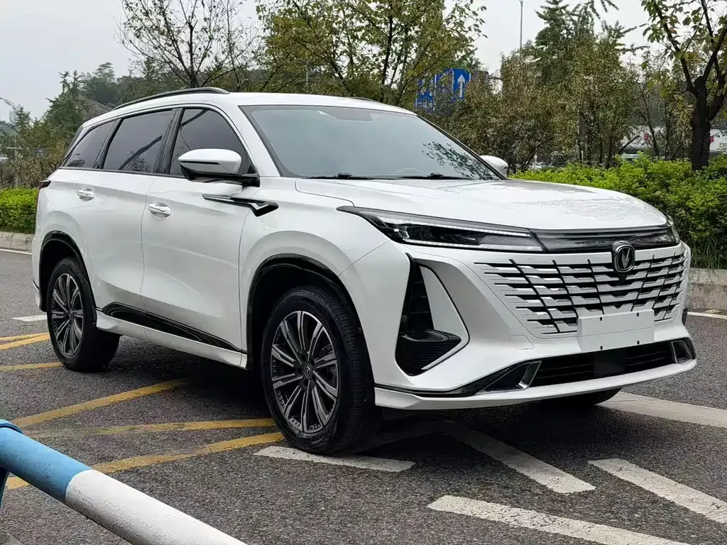 Changan CS75 PLUS — фото 10