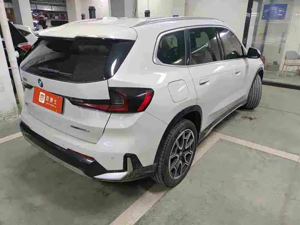 BMW X1 — фото 3