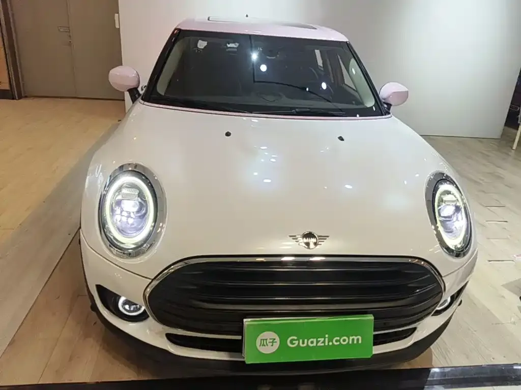 MINI Clubman — фото 9