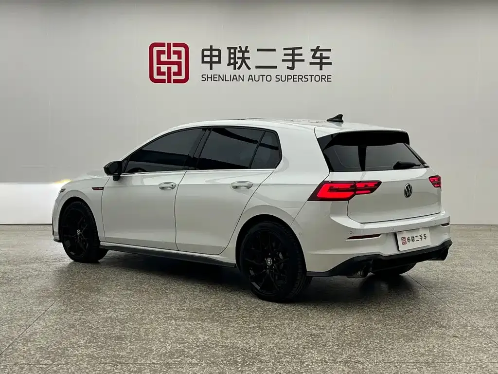 Volkswagen Golf GTI — фото 4