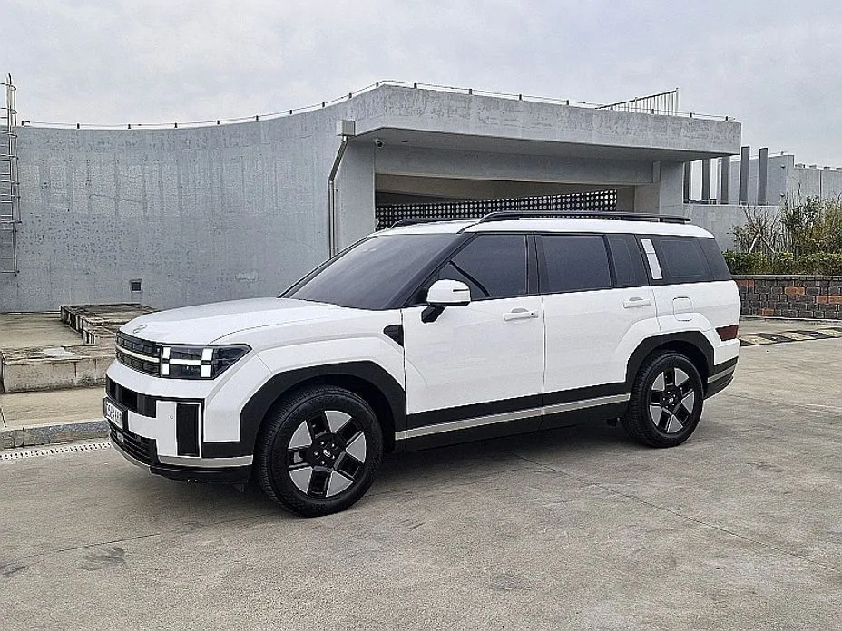 Hyundai Santafe — фото 2