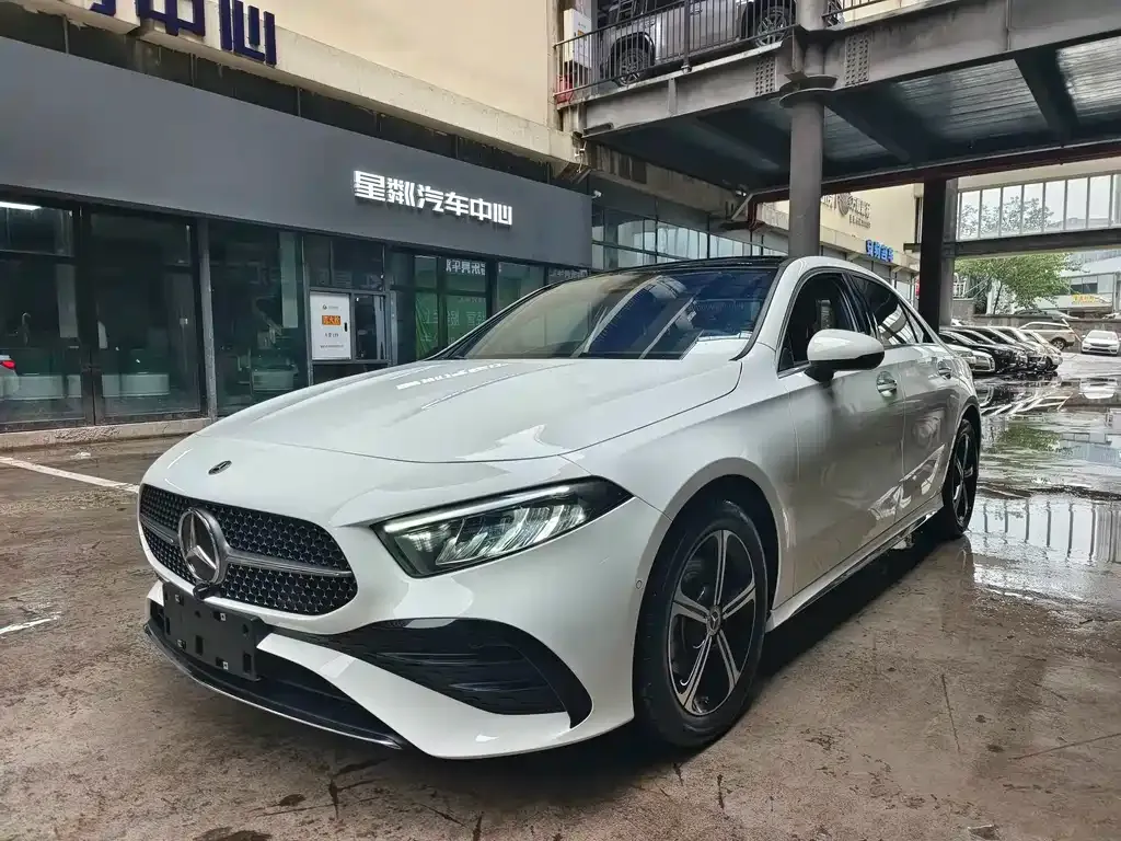 Mercedes-Benz A-Class — фото 1