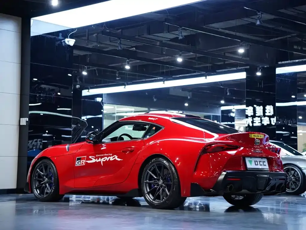 Toyota Supra — фото 6