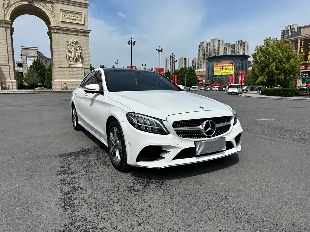 Mercedes-Benz C-Class — фото 10