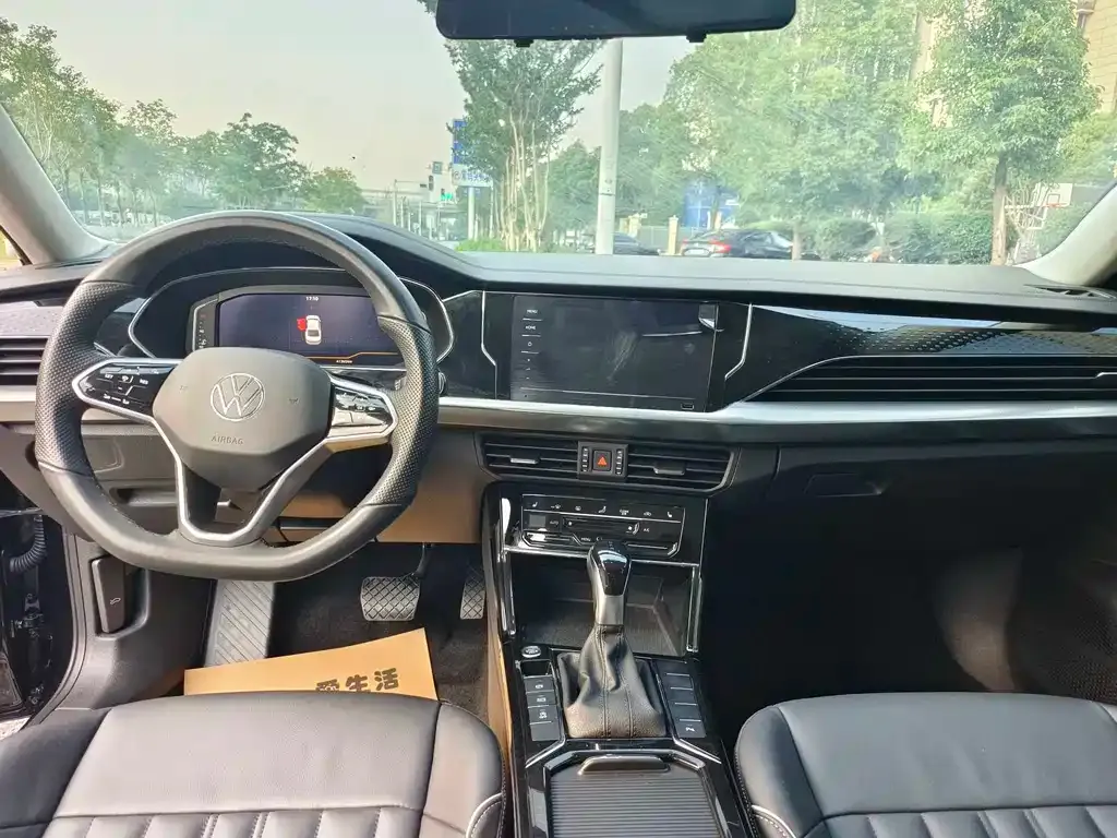 Volkswagen Passat — фото 6