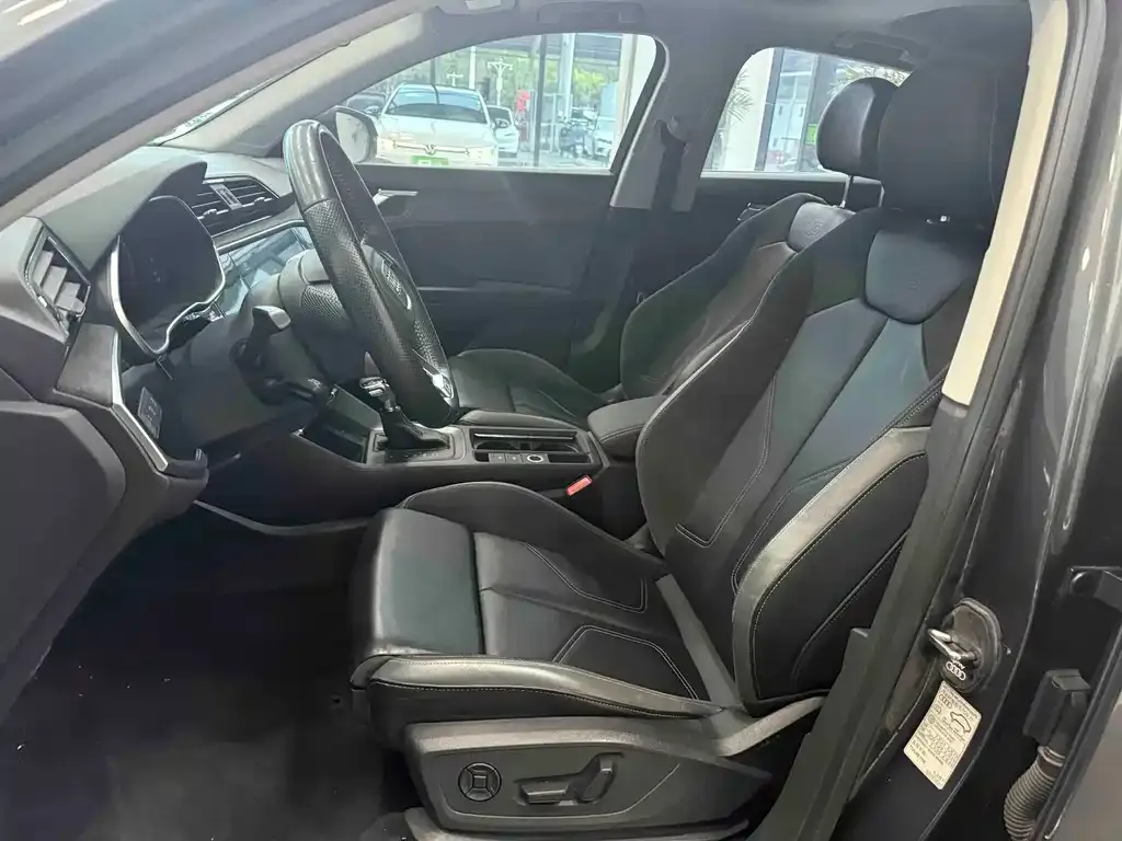 Audi Q3 Sportback — фото 6