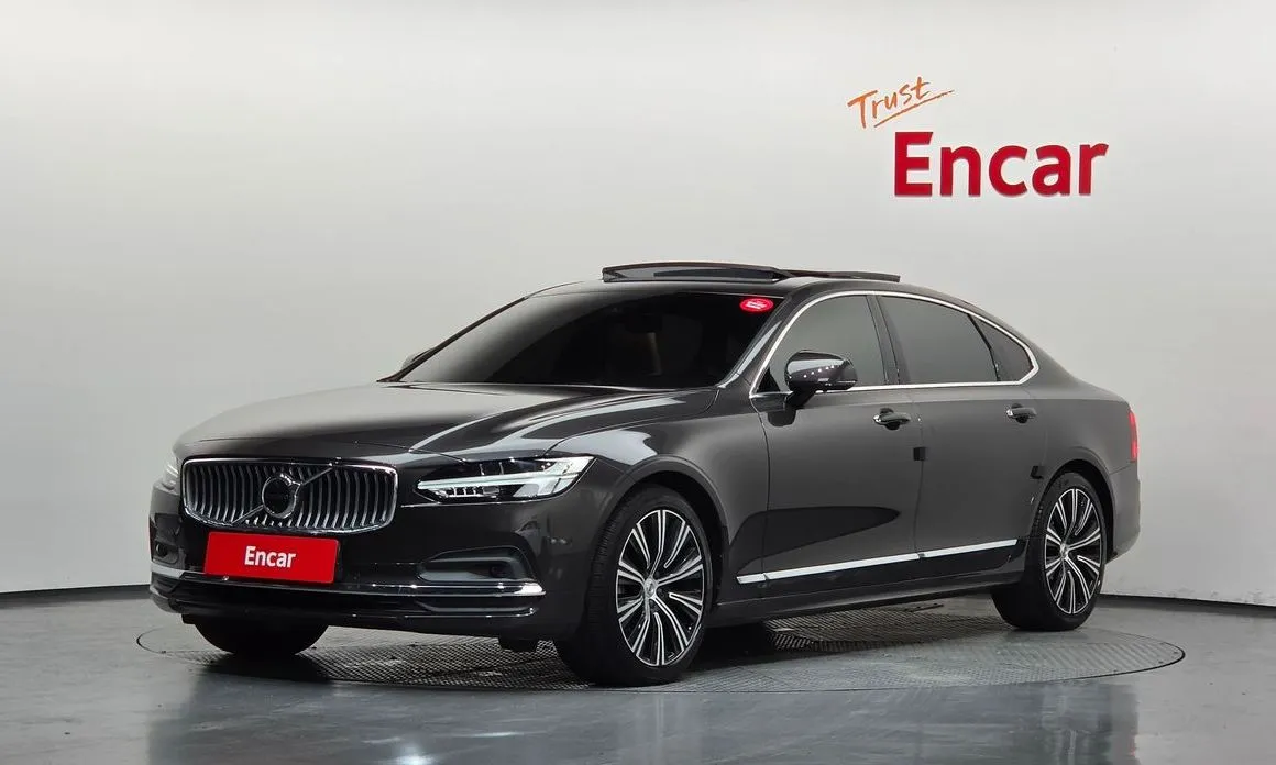 Volvo S90 — фото 1
