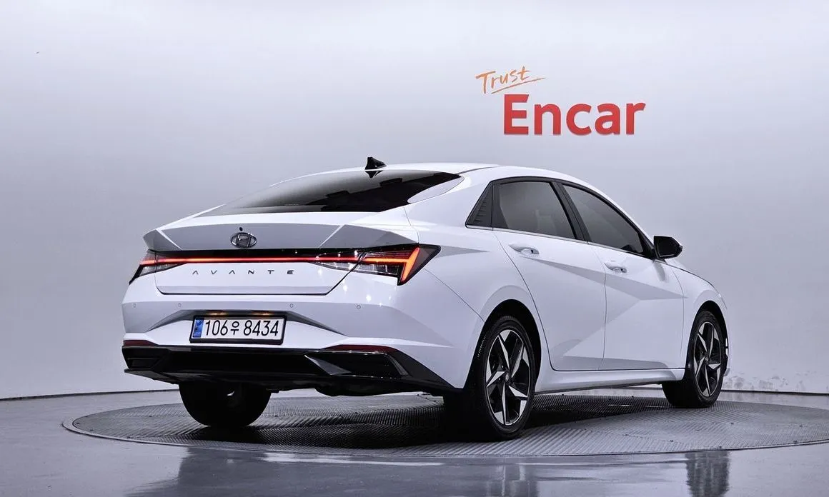 Hyundai AVANTE — фото 3
