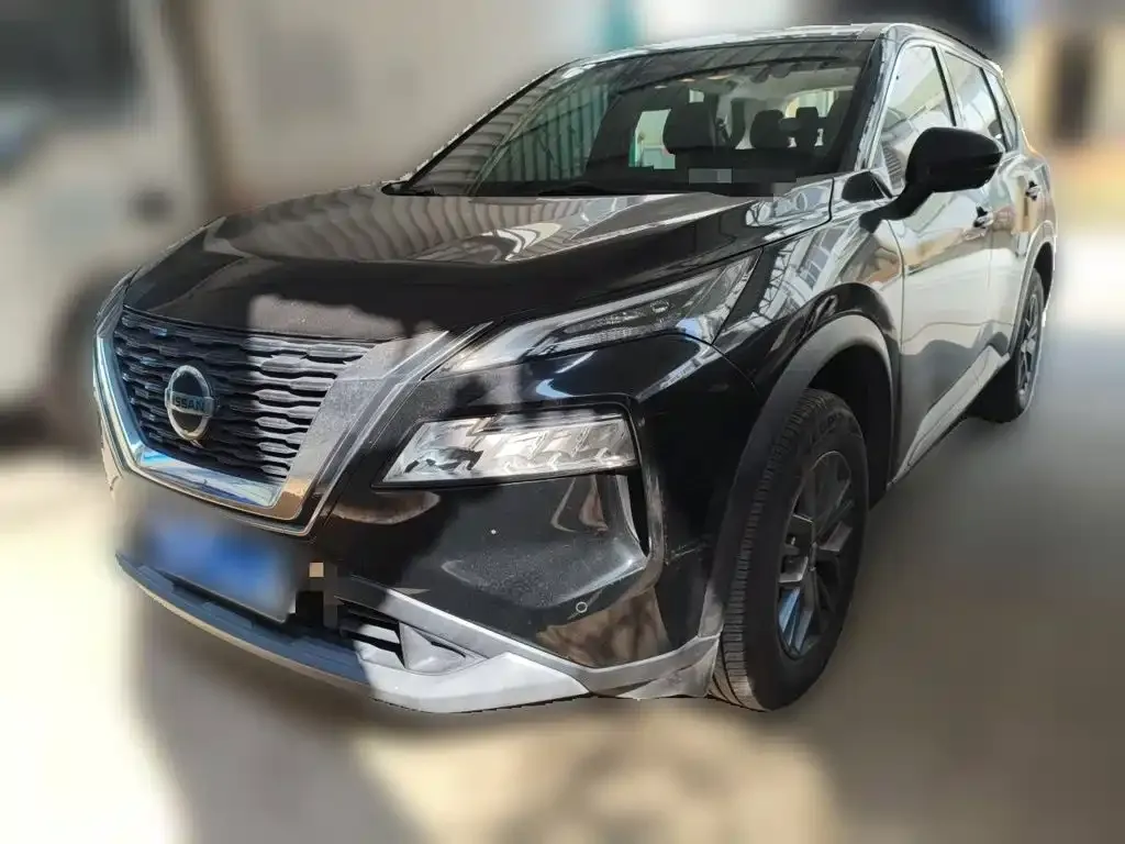 Nissan X-Trail — фото 1