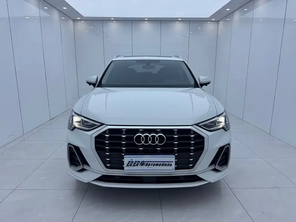 Audi Q3 — фото 5