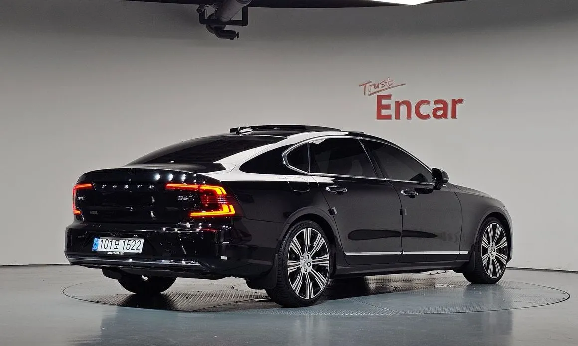 Volvo S90 — фото 4
