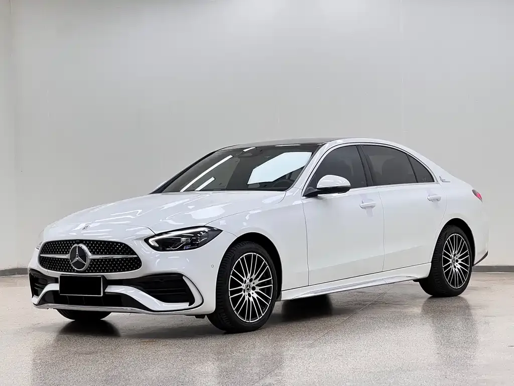 Mercedes-Benz C-Class — фото 1