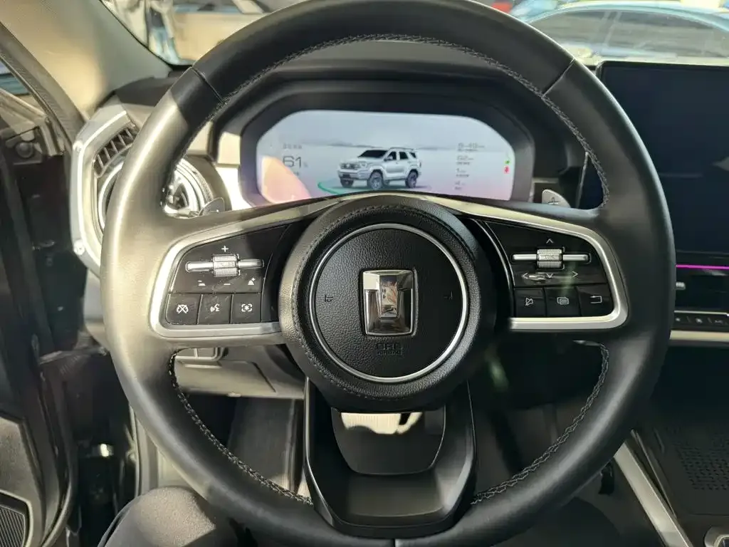Tank 400 New Energy — фото 10