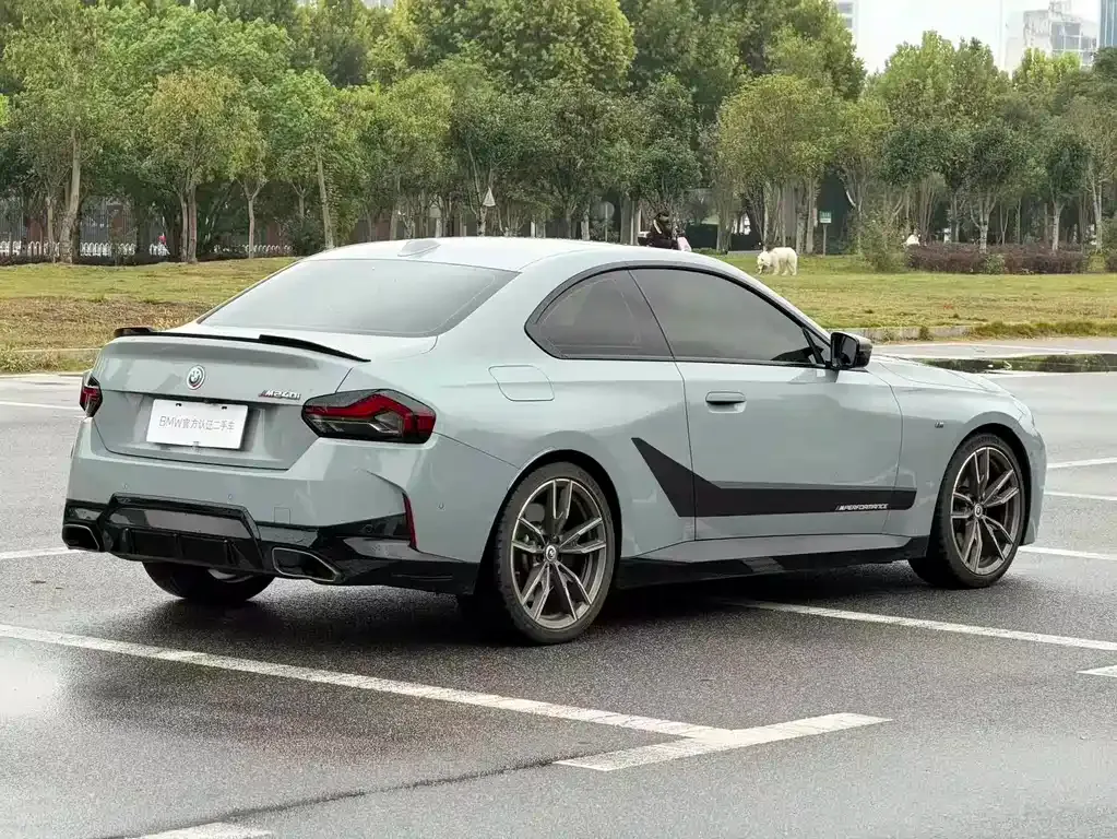 BMW M240i — фото 9