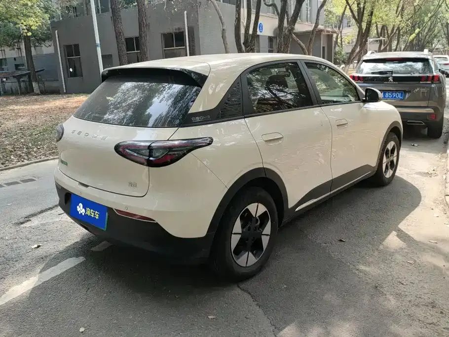 Geely Starburst — фото 10