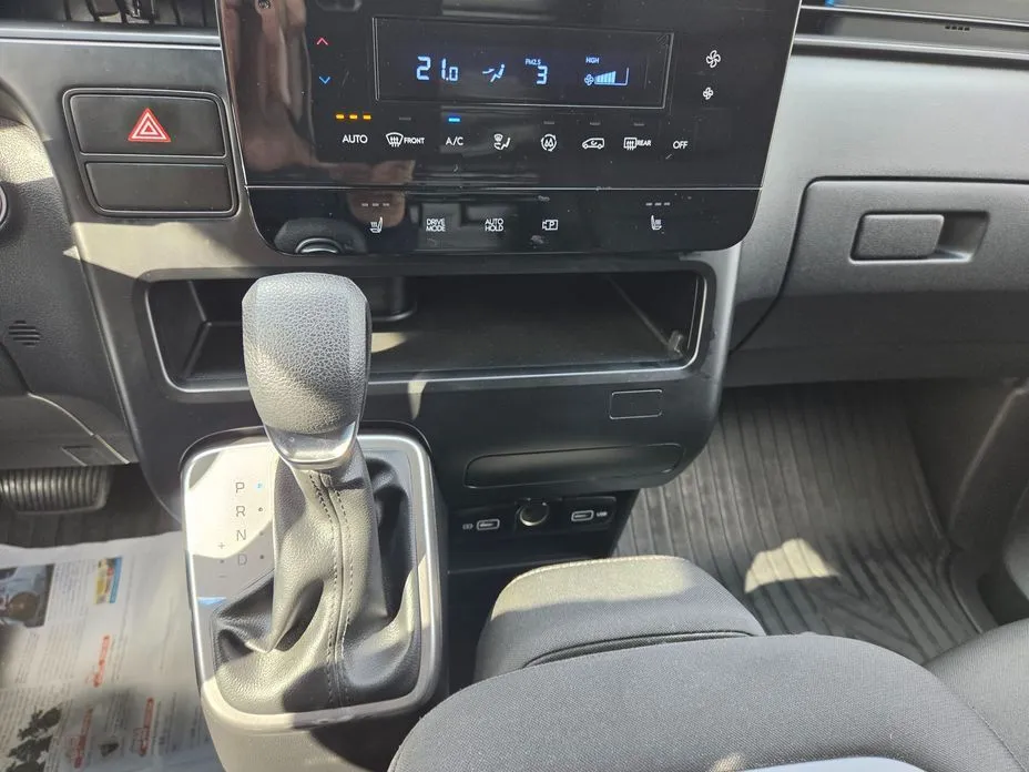 Hyundai Staria — фото 6