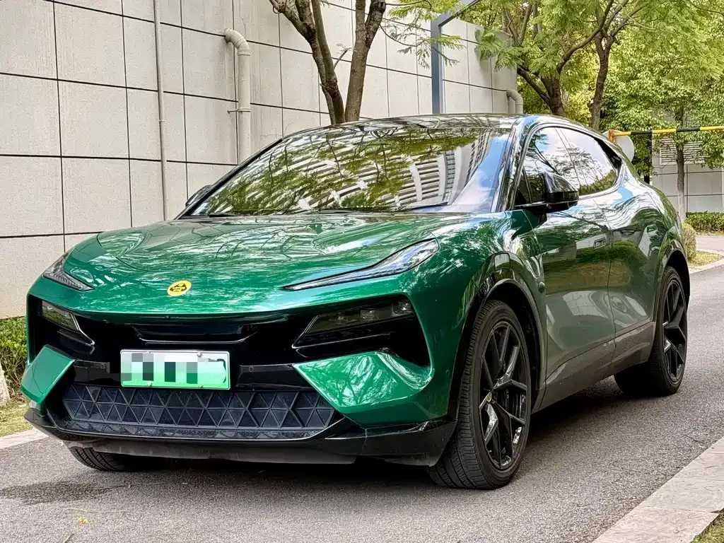 Lotus Eletre — фото 7