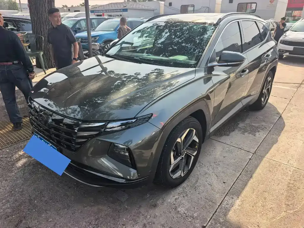Hyundai Tucson — фото 1