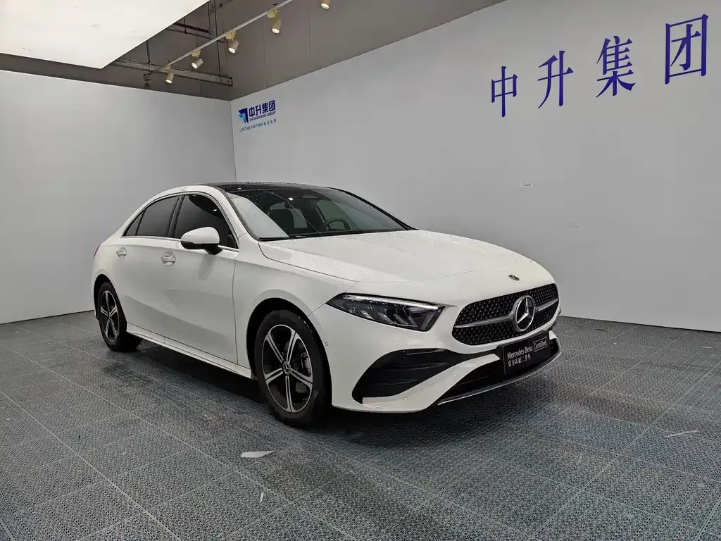 Mercedes-Benz A-Class — фото 9