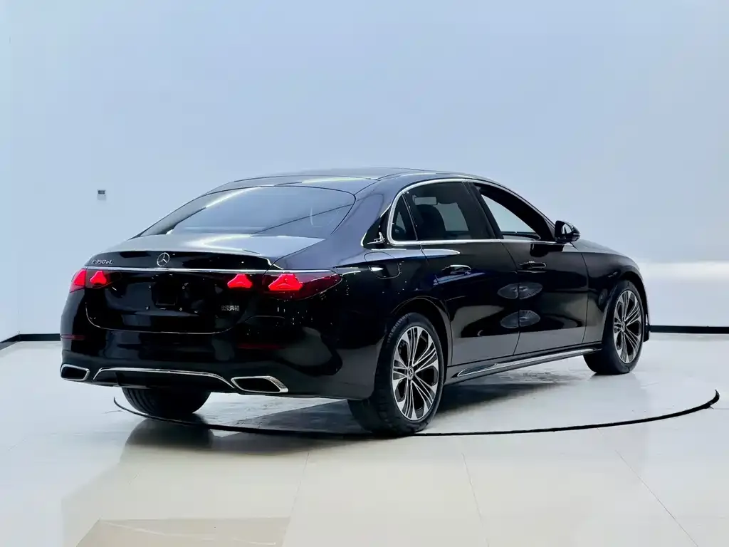 Mercedes-Benz E-Class New Energy — фото 2