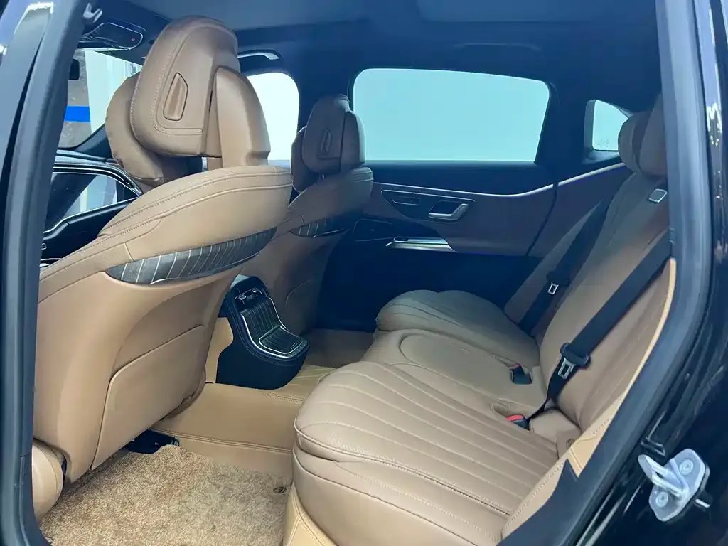Mercedes-Benz E-Class New Energy — фото 6