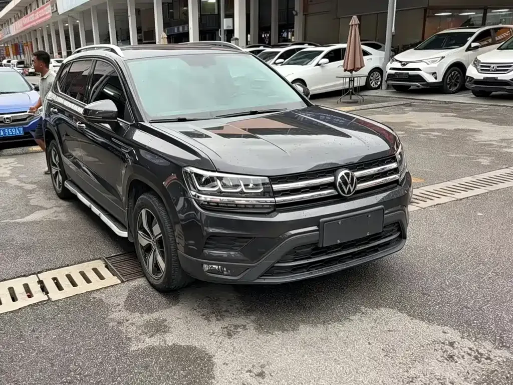 Volkswagen Tharu — фото 5