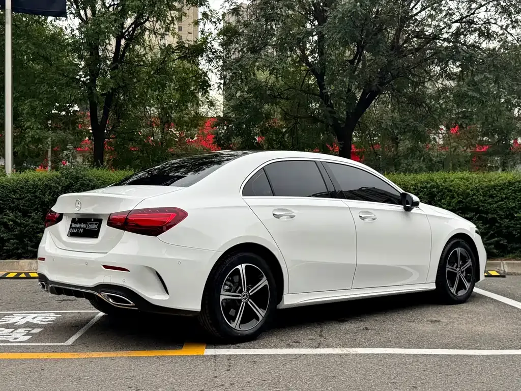 Mercedes-Benz A-Class — фото 8