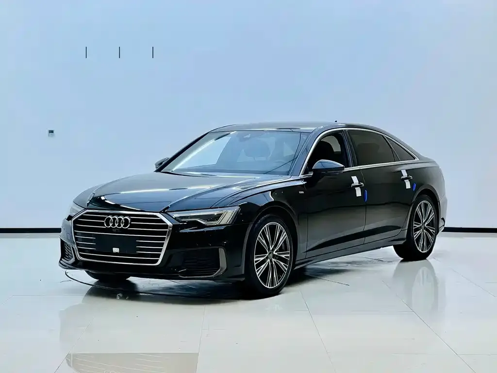 Audi A6L — фото 1