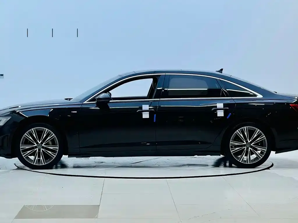 Audi A6L — фото 5
