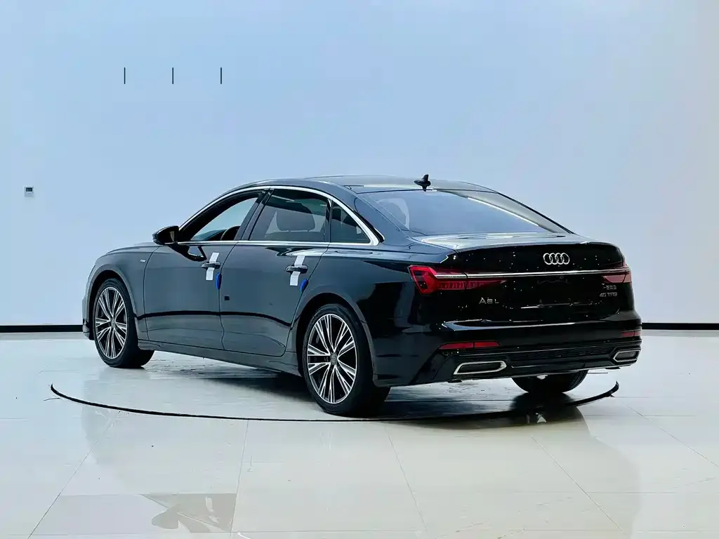 Audi A6L — фото 4
