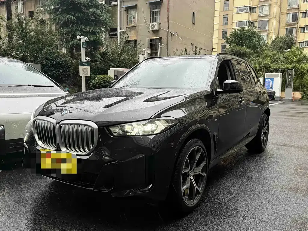 BMW X5 — фото 1