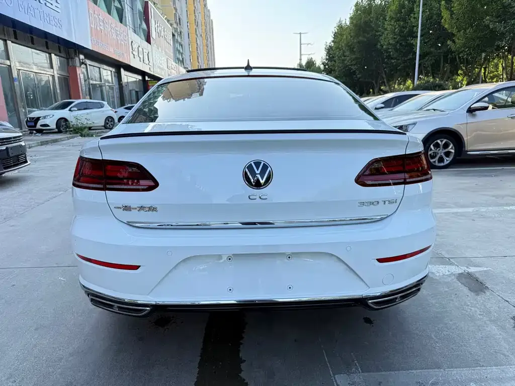 Volkswagen CC — фото 2